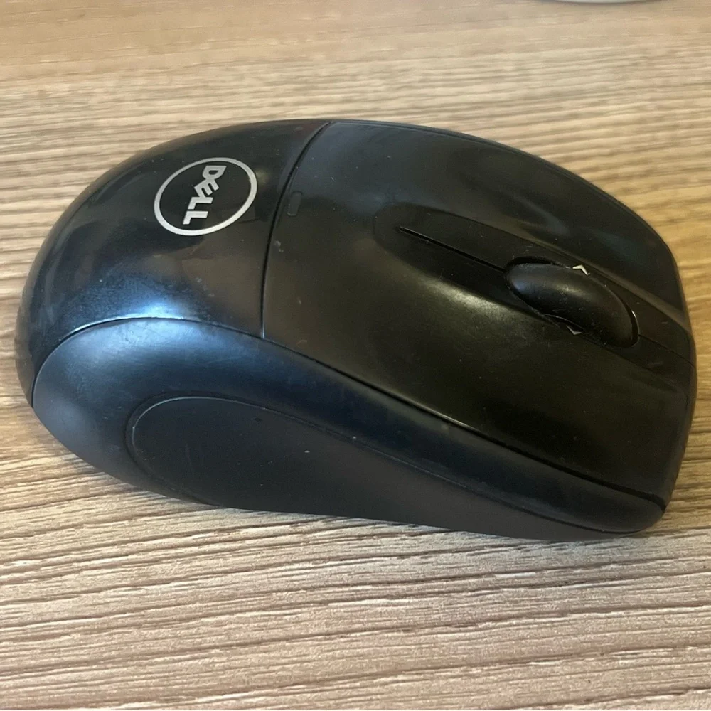 Dell Black Wireless Mouse